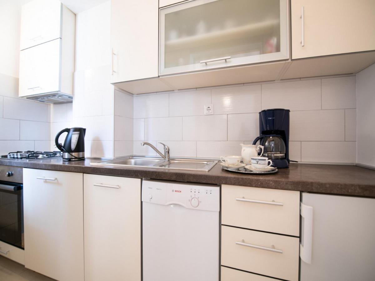 Apartment Marina With Sea View Lovran Exterior photo